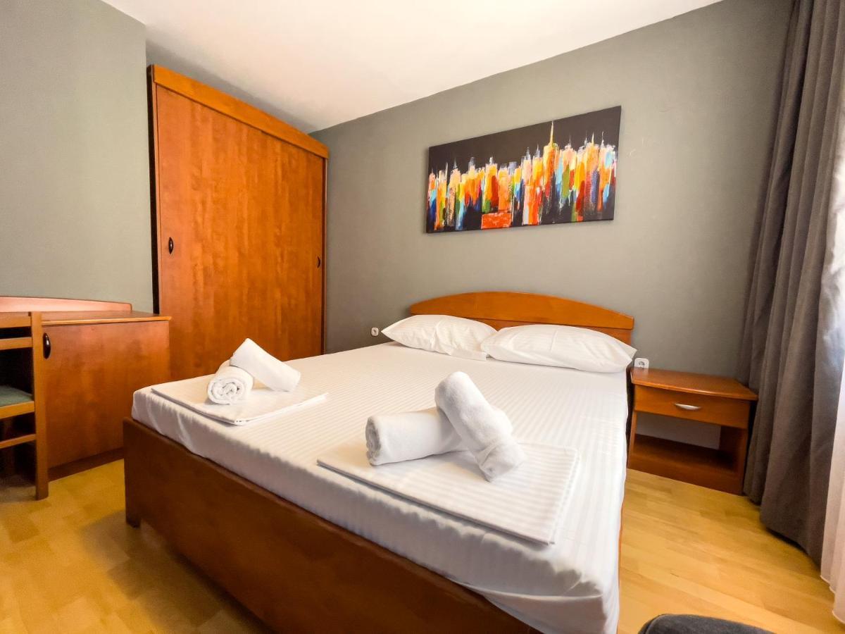 Grand - Premium Rooms & Apartments Selce Exterior foto